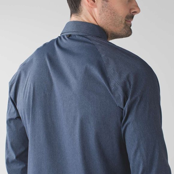 Lululemon Bonded Voyage Long Sleeve Button Down Heathered Deep Navy | Medium - Picture 10 of 12